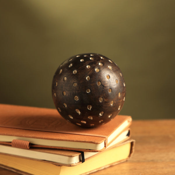 Dots Decorative Orbs