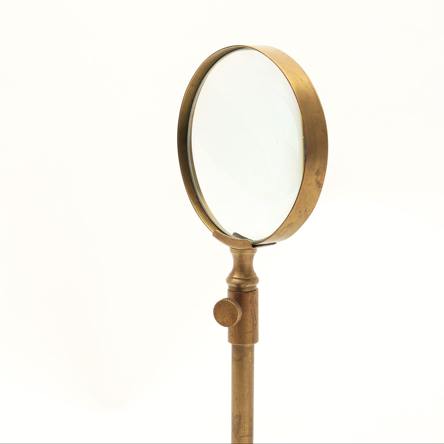 Zuhair Glass Magnifier