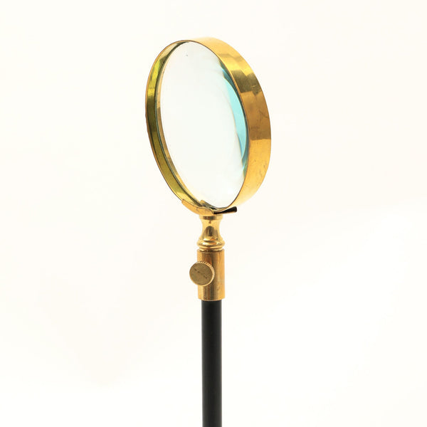 Zuhair Glass Magnifier