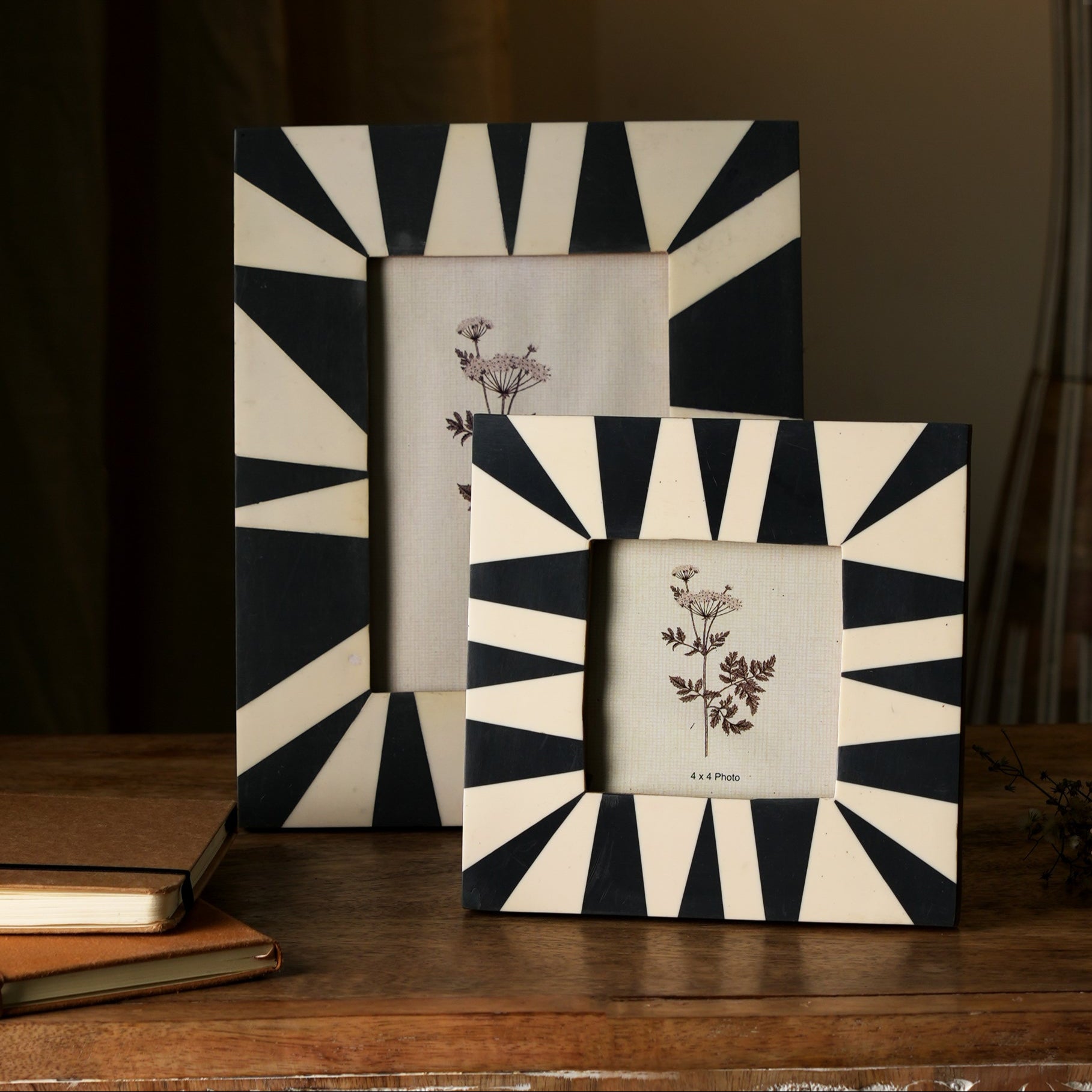 Benigni Photo Frame
