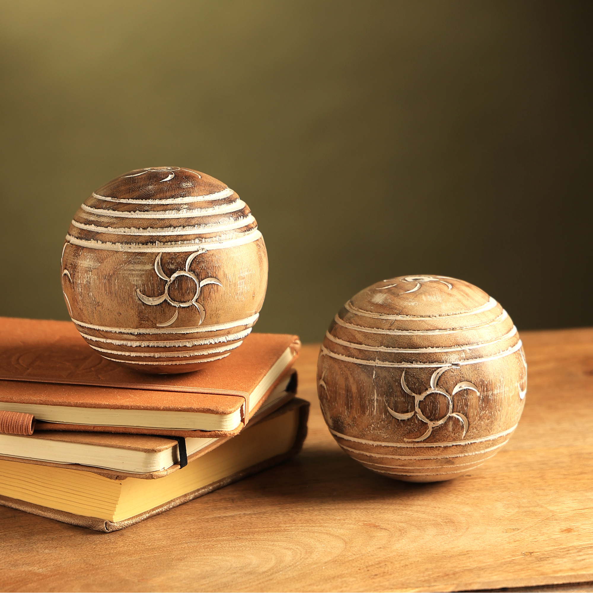 Sun Decorative orbs