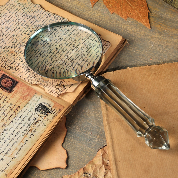 Stark Round Magnifier