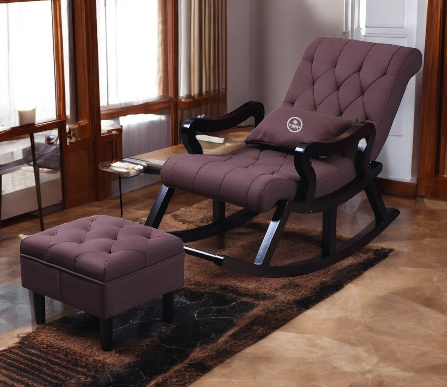 Vintage Charm: Classic Rocking Chair