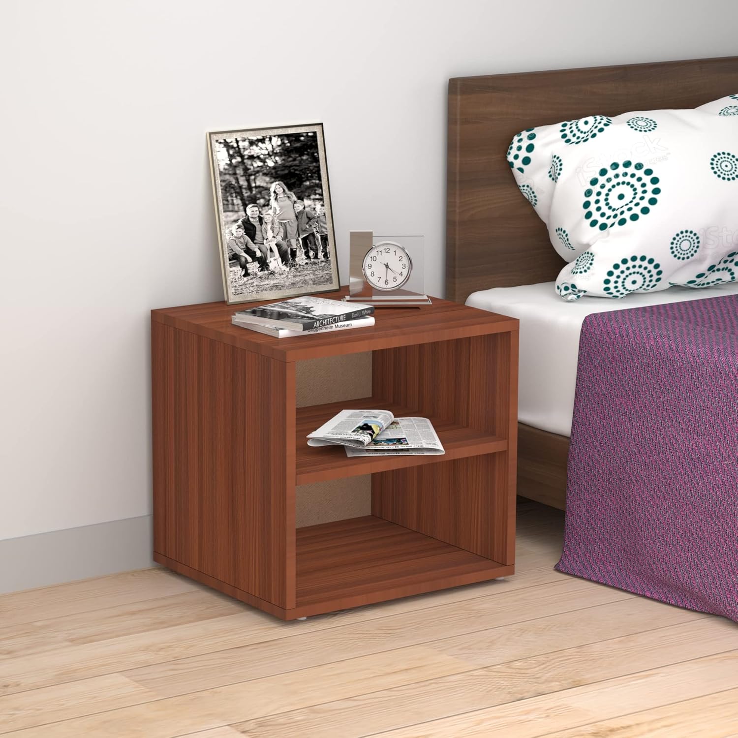 Siri Side Table