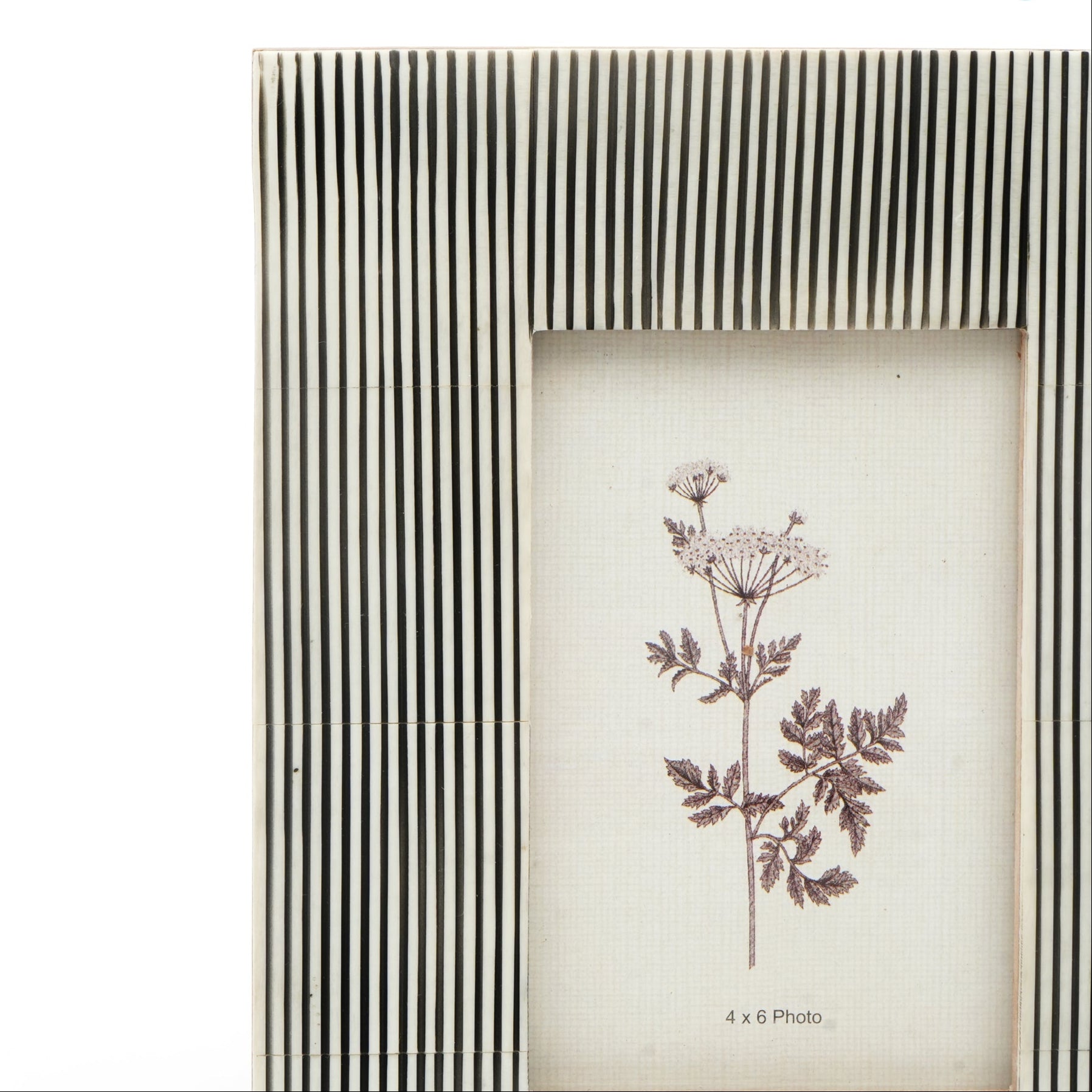 Amira Photo Frame