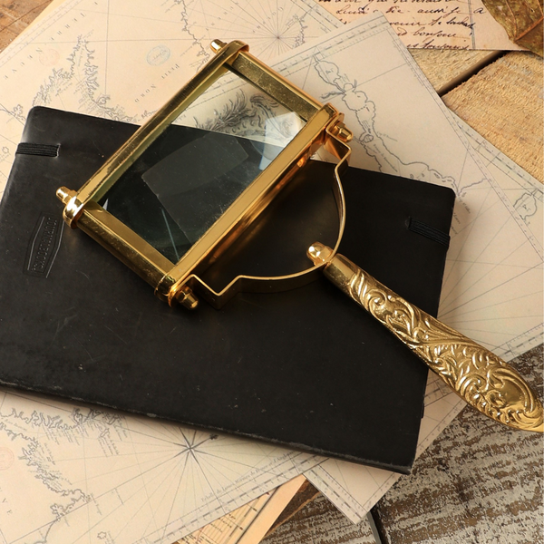 9.5 Inch Jardin Magnifier